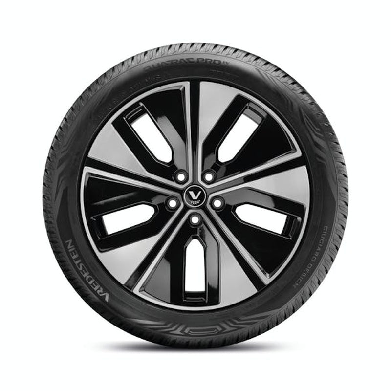 Halden Cargo EV All Season Van Tyre